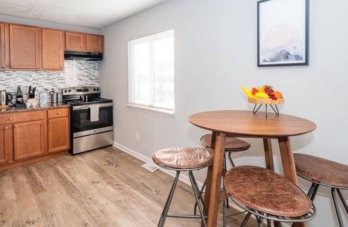 Durham Apartment | Serene and Spacious 2BR w/ Parking