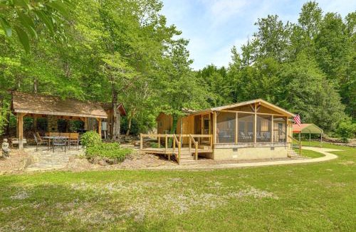Cleveland House | Serene Cabin w/Pond & Creek on South Saluda River