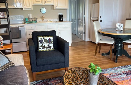Stevensville Apartment | Serene Waterfront Apartment on Kent Island