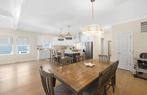 West Cape May House | Serenity Off Sunset, spacious West Cape May townhome with a POOL!