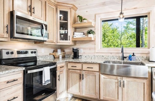 Golden Cabin | Shadow Dancer - Hot Tub, Outdoor Fireplace, Playground & Fire Pit Near Hochatown