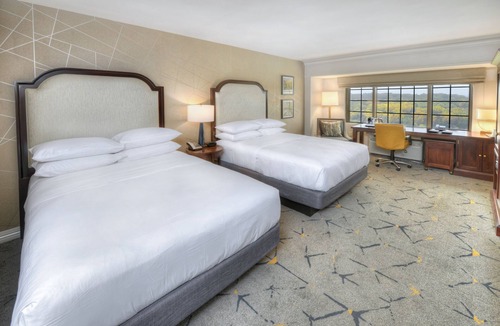 Linthicum Heights Hotel | Sheraton Baltimore Washington Airport Hotel - BWI