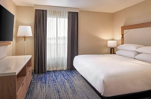Sandston Hotel | Sheraton Richmond Airport Hotel