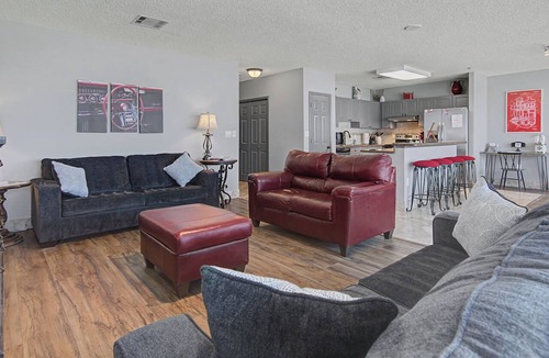 Fort Worth Condo | Shop & Dine: Fort Worth Condo w/Racetrack Views!