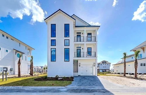 Bay County House | Shore-2-Please: 4th of July week now available as a Friday or Saturday check in!