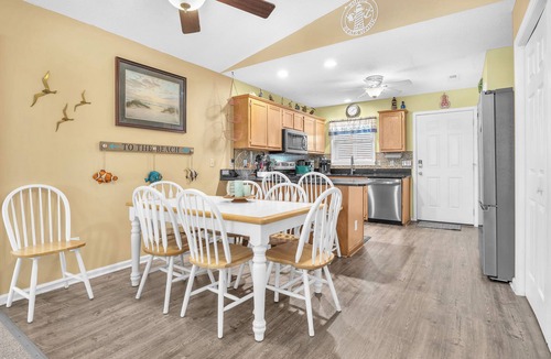 Long Beach House | Shore Beats Work: Beachy, Dog-friendly, Ocean View Home