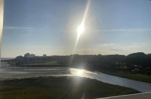 The Dunes Apartment | Shore drive ! Ocean front