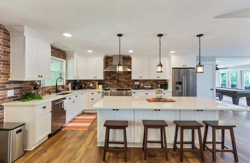 Seneca House | Shoreline Exquisite Reinvented Lake Sanctuary