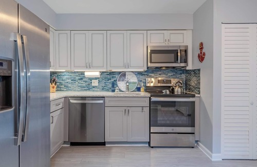 Brigantine House | ShoreThingBrigantine 2nd FL: steps to beach! Only 6/21-28, 8/13-23 left + LDW!