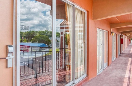 Silver Springs Apartment | Silver Springs FL|2 Queen Bed