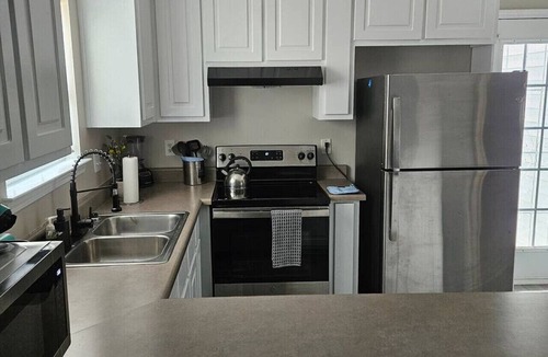 Lithonia House | Sleek Home, WiFi, Pet-Friendly, Near Arabia Mtn