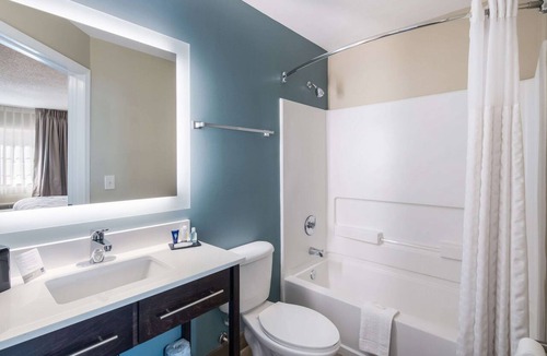 Columbus Hotel | Sleep Inn & Suites Columbus near Fort Benning