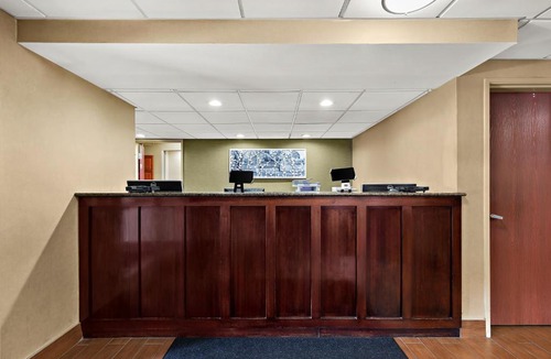 Upper Marlboro Hotel | Sleep Inn & Suites near Joint Base Andrews-Washington Area