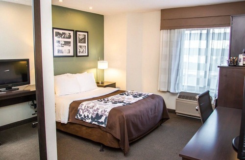 University Place Hotel | Sleep Inn University Place