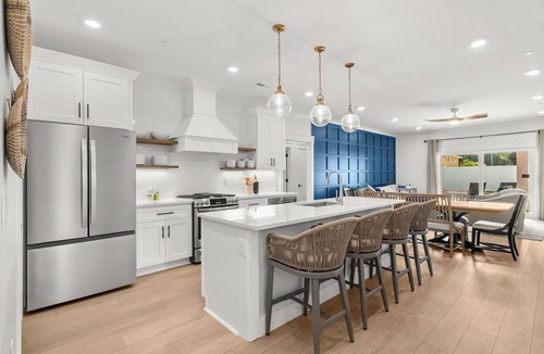 Atlantic Beach House | Sleeps 16 + Pool + Spa + Rooftop + Walk to Beach
