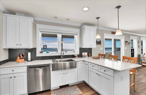 North Topsail Beach House | Slow down, unwind, and soak up "Topsail Time"