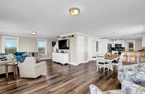 North Topsail Beach House | Slow down, unwind, and soak up "Topsail Time"