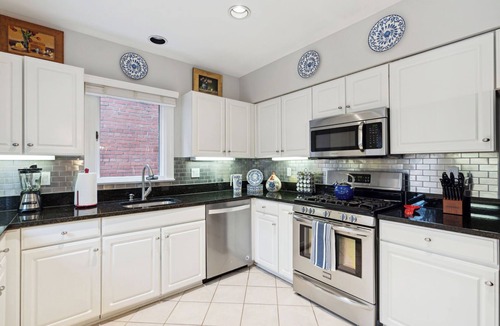 Old Town West House | SLP 12, Large Townhouse, FREE Parking, Metro: Braddock, 5 Blk King ST, Game RM