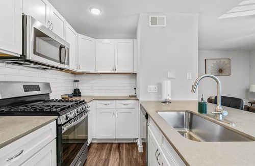 Highland Apartment | Small 1 Bedroom Apt in Highland Austin 2321
