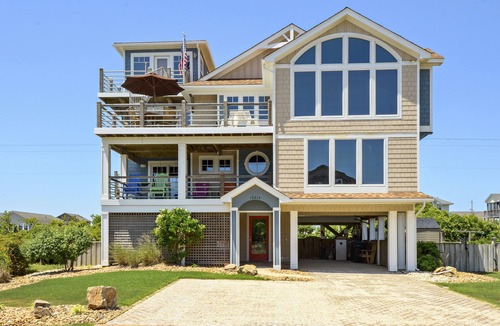 South Nags Head House | SN10212-Remarkable with private pool, observation room, 4 BRs and pool table.