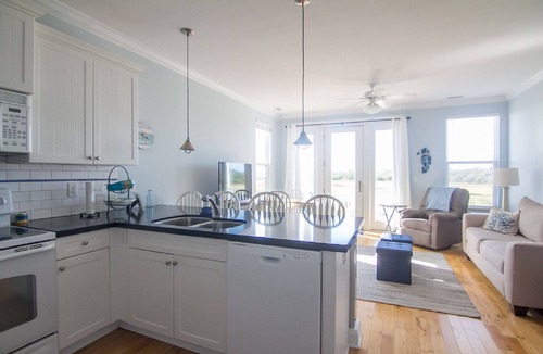 Surf City House | So Much Fun! 3 BR 3 Bath Beach House Topsail Island Surf City NC 5 mins walk bch
