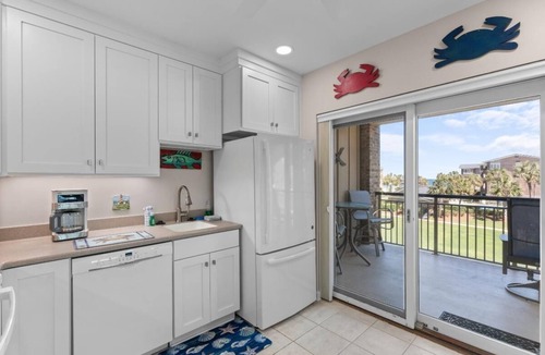 Georgetown County Condo | Soak up the Sun: 3 Bedroom on the 3rd Flr