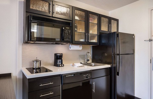 Newell Hotel | Sonesta Simply Suites Charlotte University
