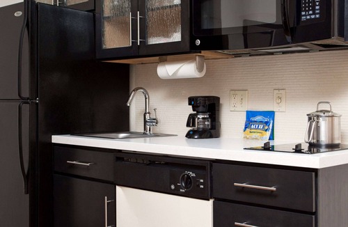 Newell Hotel | Sonesta Simply Suites Charlotte University