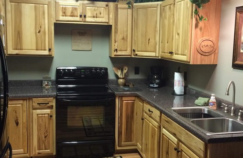 Clarkesville Cabin | Soque River. Best deal in Helen.