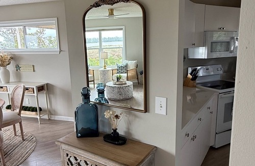 Colington Condo | Sound Escape - Water Front Condo Sunset Views