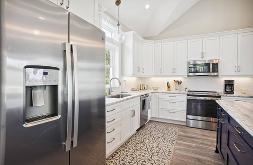 Corolla House | Sound Views, Hot Tub, Village at Ocean Hill, Community Pools