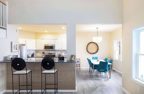 Corolla House | Soundfront Corolla Home with Hot Tub & Sunset Views!