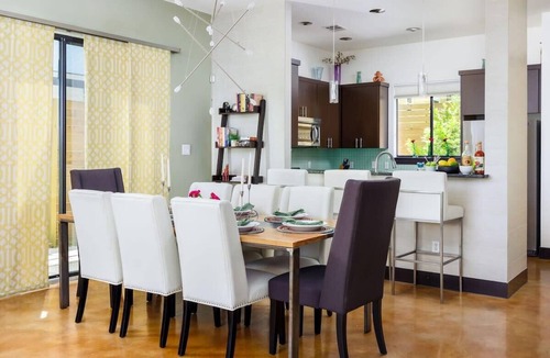 Greater South River City House | South Congress, Free Parking - The Oxford - Portoro