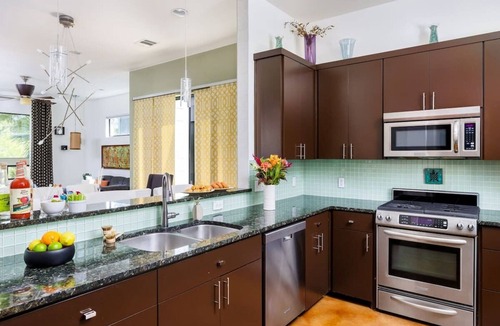 Greater South River City House | South Congress, Free Parking - The Oxford - Portoro