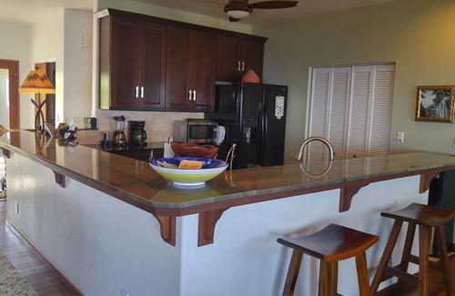 Captain Cook House | South Kona Ocean View Luxury 4+ Br Pool, Sleeps 10