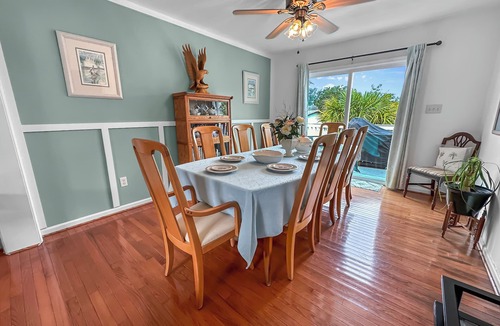 Charleston House | Southern Charm - Elevated home minutes to Folly Beach