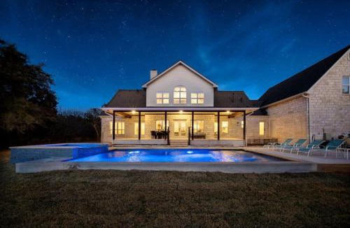 Austin House | Southern Comfort Pool Spa Billiards Fire Pit