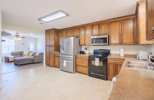 Hahira House | Southern Pines Hideaway – Peaceful Hahira Stay
