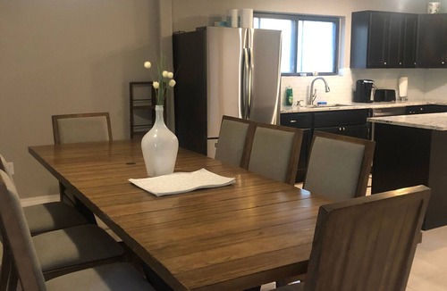 Crosby House | Spacious 2300SF, Recently Rehabbed, Large Living!