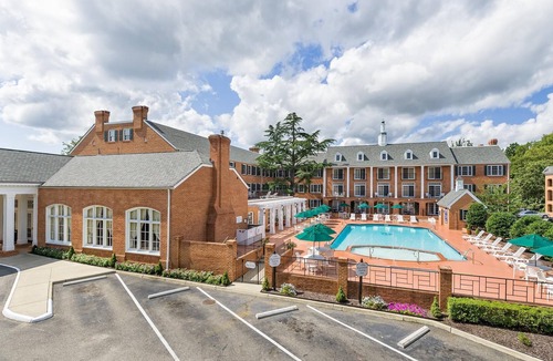 Williamsburg Resort | Spacious 2BR - Minutes to Colonial Williamsburg & Busch Gardens - Resort Pool
