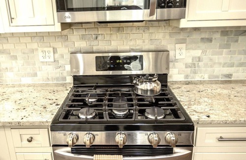 Eckington House | Spacious 3,500+ Sq.Ft Family Home - Free Parking - 10 Min to National Mall