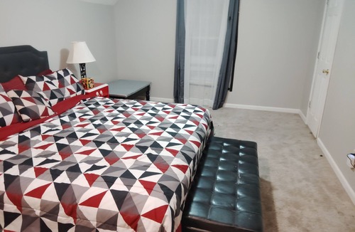 Loganville House | Spacious 3-bedroom house in beautiful Loganville with AC