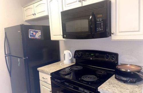 Tallahassee House | Spacious 3 BR Townhome in the Center of Everything