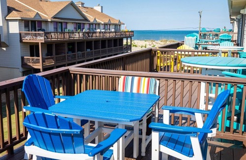Kitty Hawk Villa | Spacious 3BR Beach Getaway | Steps to Sand | Pool, Bikes & More