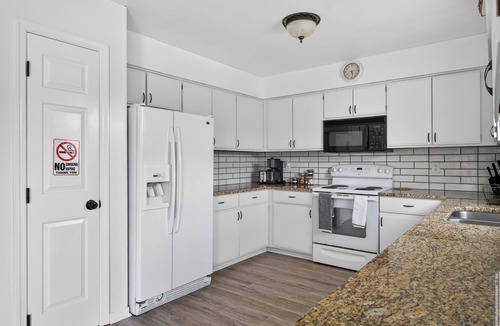 Stafford House | Spacious 3BR Home Near Quantico, Fredericksburg & I-95 Family & Pet-Friendly