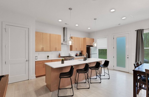 Sugar Creek House | Spacious 3BR, King Suite w Pool Table - Mins to NoDa & UPTOWN