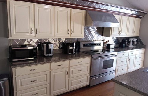 Fort Mitchell House | Spacious 4-bedroom house w/gym, pool, WiFi, 8 miles from Ft. Bennings back gate