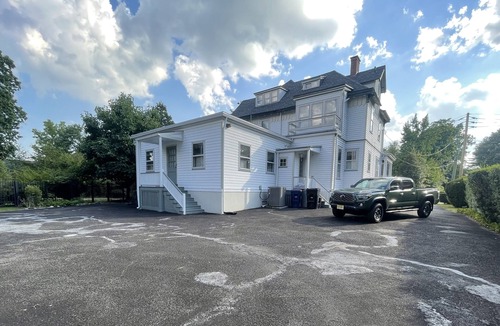 Plainfield House | Spacious 4-bedroom house in quaint Plainfield with AC And WiFi