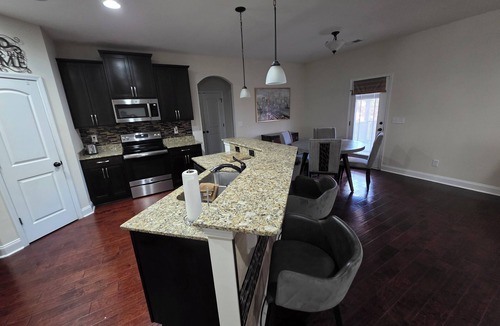 Florence House | Spacious 4-bedroom house in beautiful Florence with AC
