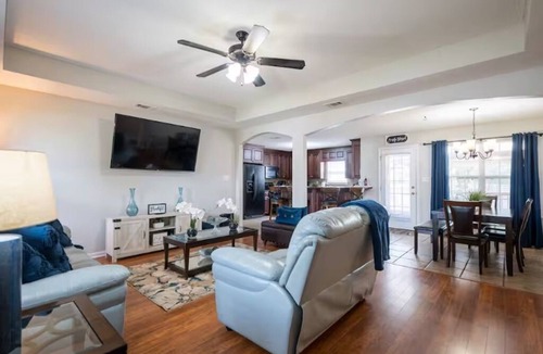 Valdosta House | Spacious 4BR home near VSU, Moody AFB & Wild Adventures